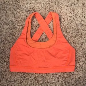 Lululemon sports bra